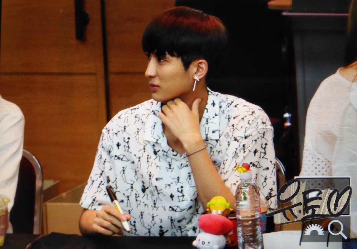 pickufixyou's tweet photo. 0729대구 팬싸 프리뷰 

#펜타곤 #PENTAGON #예뻐죽겠네 #YUTO #유토 #PTG @CUBE_PTG @cubeunited https://t.co/iiBvgk69ZB