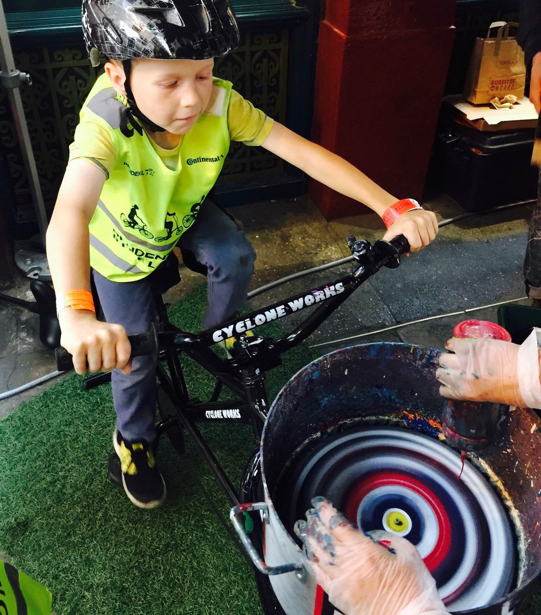 parry_is's tweet photo. Great @RideLondon #Freecycle today. Best festival zone at Leadenhall Market with some bike art the children loved @beachomatic #CycloneWorks https://t.co/f94R3Wsb3o