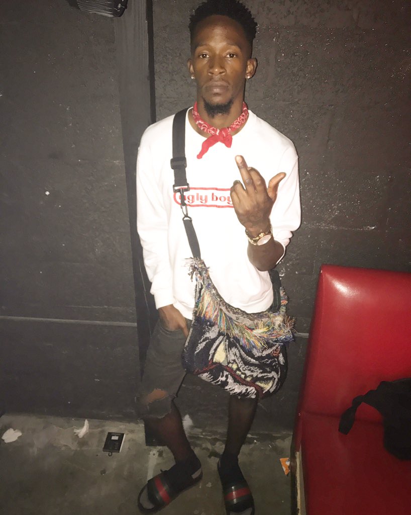 _yrwas's tweet photo. Fashion show vibez #uglymerch⛓☠️ https://t.co/fX7RQIDcHE