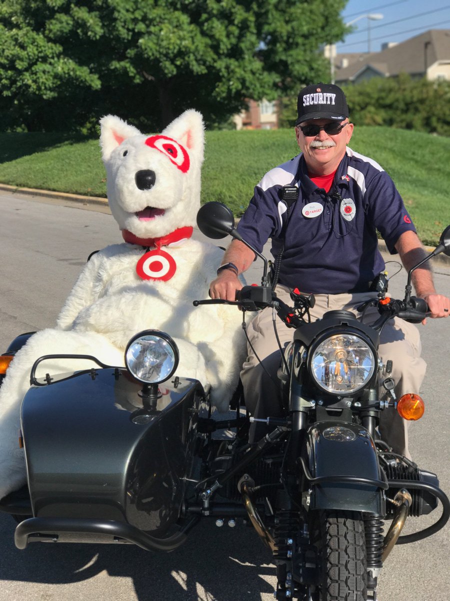 kolbyron's tweet photo. @A_Leigh_ @FerreroAmy @LauraBoulware Bullseye got an escort to #1759remodel Grand Opening today! https://t.co/L8sxFzT0KY