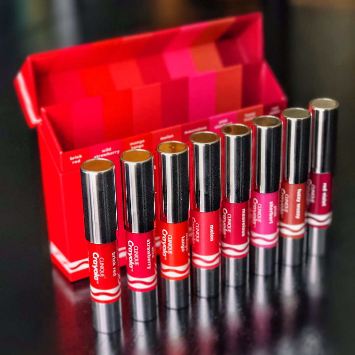 kristencastillo's tweet photo. Happy #nationallipstick! I'm loving these @Crayola themed #chubbysticks from @Clinique. 💋💄💋💄 #lipstickday #lipsticks #clinique #beauty https://t.co/1ZZ9ki5FTu