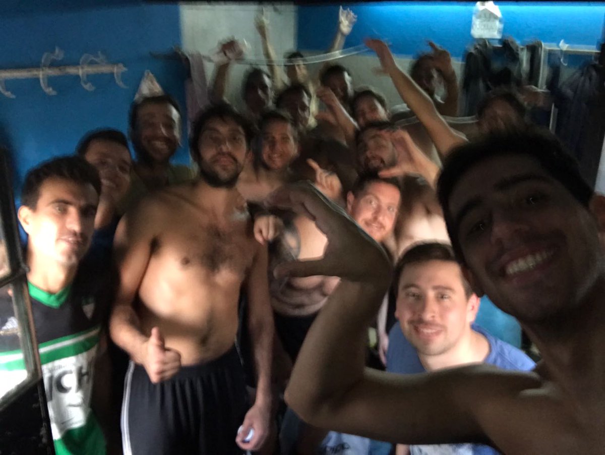 CDDH11's tweet photo. En Hurlingham hay equipos de distintas categorías ¿"C" entendió?
¡Saludos a tu amigo el fantasmita, vos lo conocés bien! @RetiroFutbol https://t.co/4jz4oRGxSp