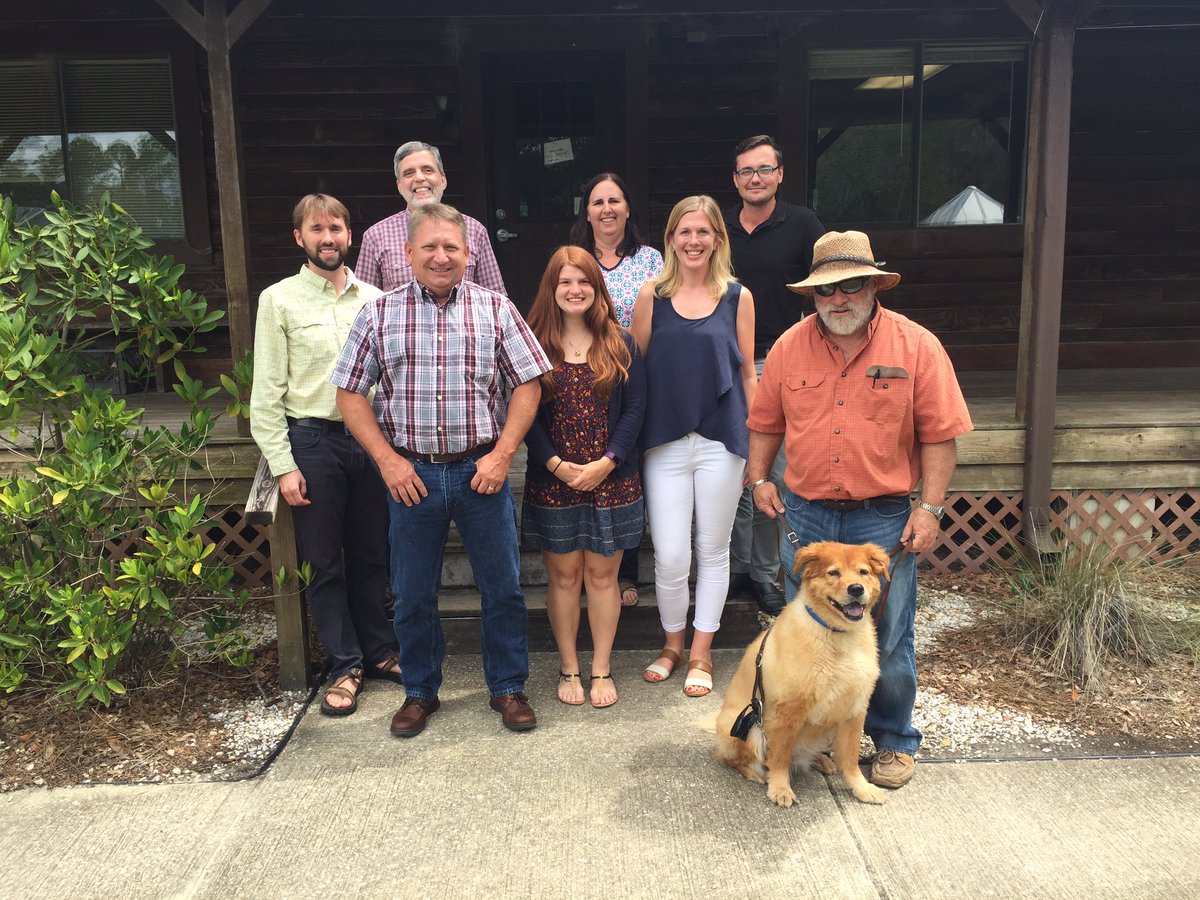 FLClimateGal's tweet image. Doing our best to make sure #FloridaAdapts in Cedar Key this week! #climate #Florida