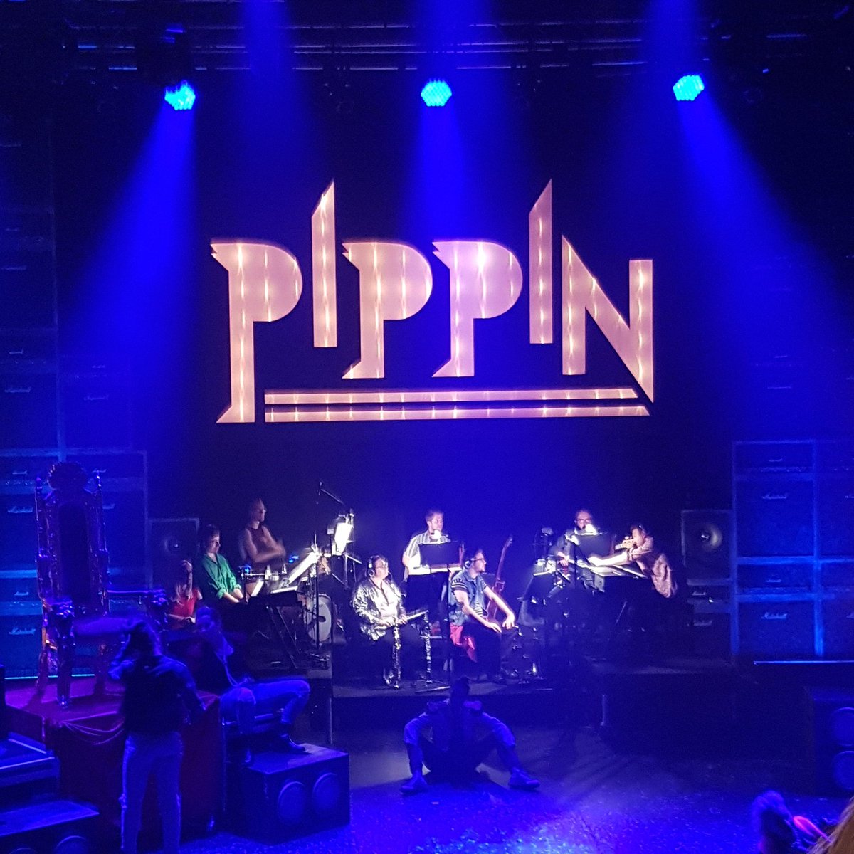Eeekk!! super proud of <a href="/Danii_red/">Danielle Reales</a> 💛 Well done everyone involved in #PippinMV!! 👏😁🎭 absolutely loved it!