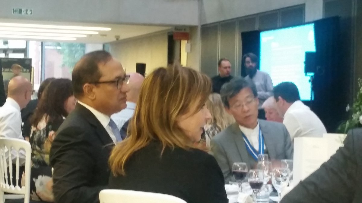 Aminbchy's tweet photo. @ManMetUni Chancellor’s Dinner with @mmu_business @IqbalAhmedOBE @ProfMartinGreen @ManMetAlumni @RHChelsea @manmetuni_int #retwitted https://t.co/YdRxW9bgIn