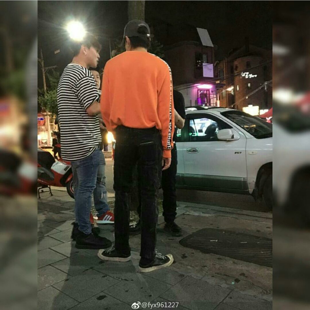 onejaewonpics's tweet image. ONE spotted with Woogie and G.Soul outside the Henz Club after 'Back N Forth'.
Cr. On watermark

#ONE #원  #JAEWON #정제원