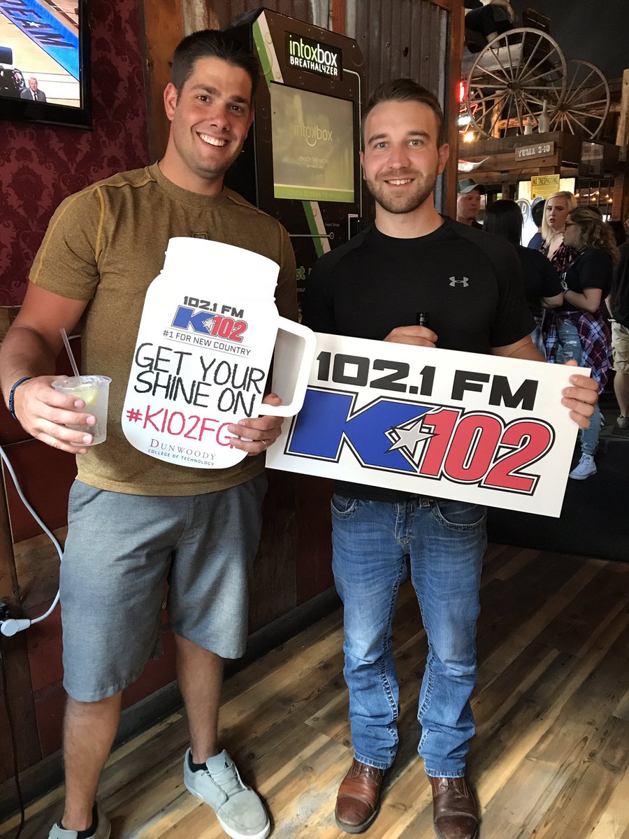 ColtonRemakel's tweet photo. #K102FGL @K102 I need tickets!! My friend has really shitty seats and needs better ones!! We love k102!!! https://t.co/JB7OoBhhtt
