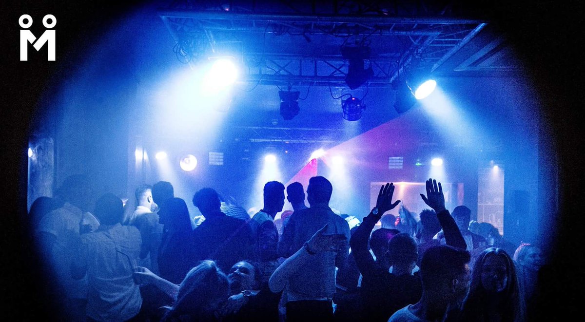 Mode_Hemel's tweet photo. Prepare your Saturday night where @DjjamesMc is taking you all the way to 4am #ClubMode #hemelhempstead https://t.co/FfVRTrcSgv
