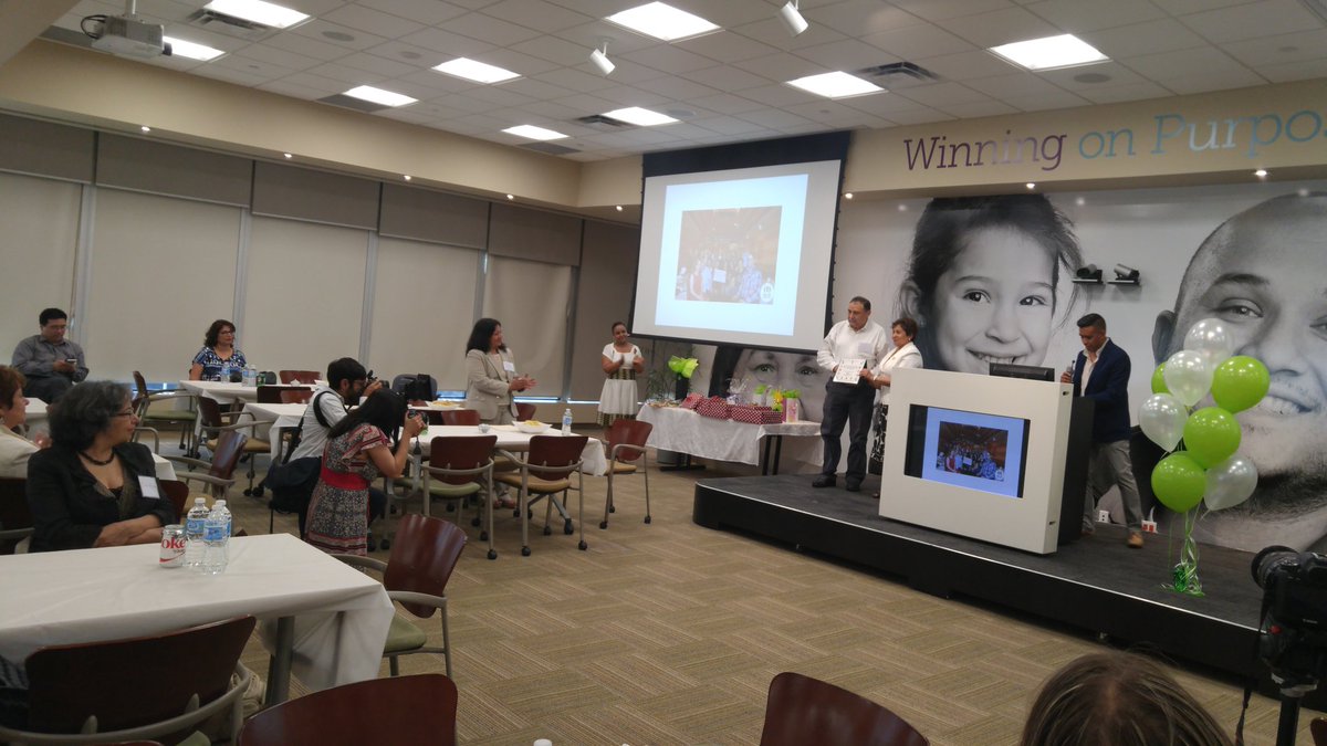 MCISLanguages's tweet image. Thanks for recognizing the efforts of our interpreters. @Yasmin_Ratansi @lathamcis #MCISevents #Interpreterappreciation