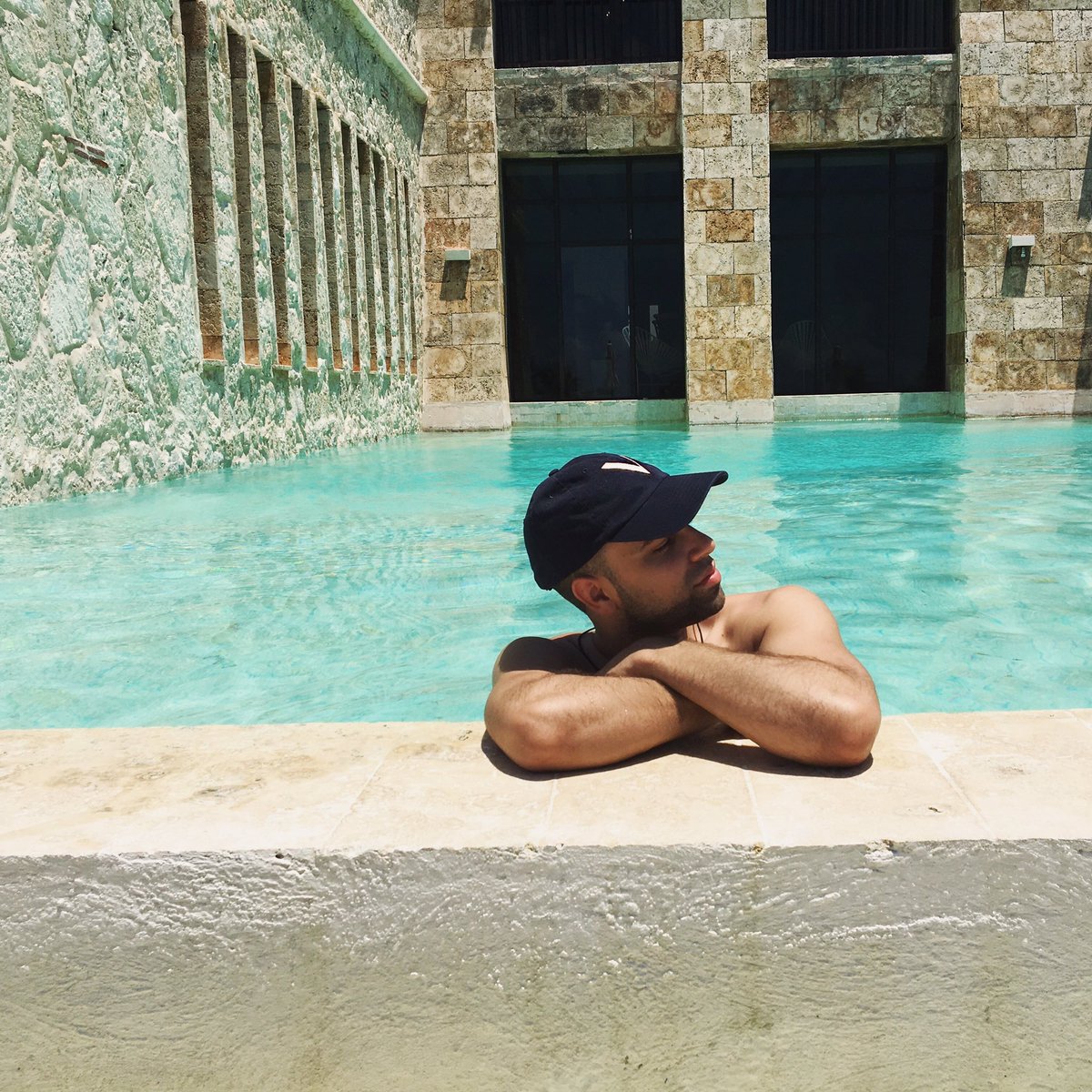 FabuLouis's tweet photo. 🇩🇴 https://t.co/NJ4lUM8GiK