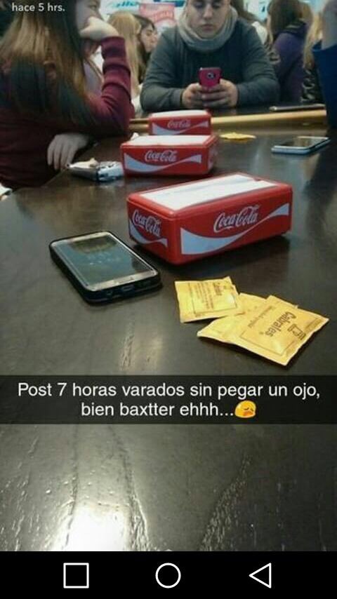 Baxttermiente's tweet photo. BARADOS en la terminal Bahía Blanca ya que los choferes Excedieron las horas de conducir. https://t.co/SYqrWDQW0H