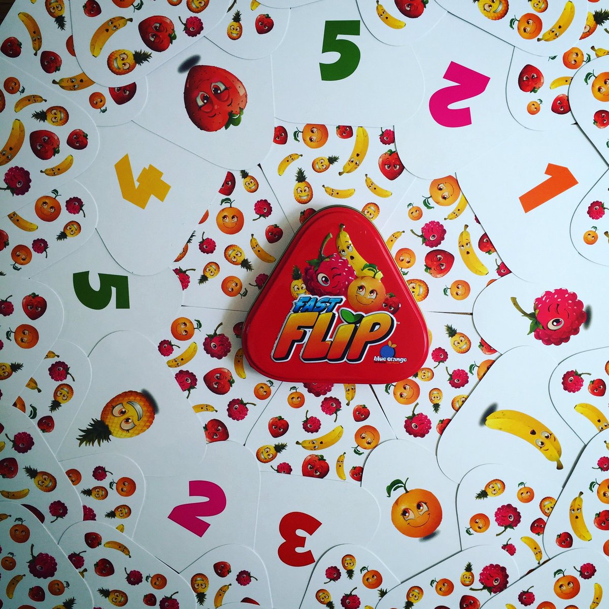 SpieleJoker's tweet photo. Alles Tutti Frutti oder was? Nein! #fastflip von @BlueOrangeGames macht Spass: https://t.co/iNC6AQ15q5 https://t.co/CHU0sUF9CY