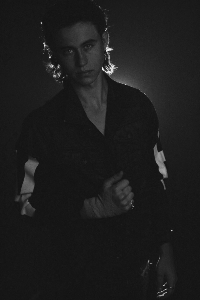 Nashgrier's tweet photo. Are you serious? https://t.co/kFf4dh7JMd