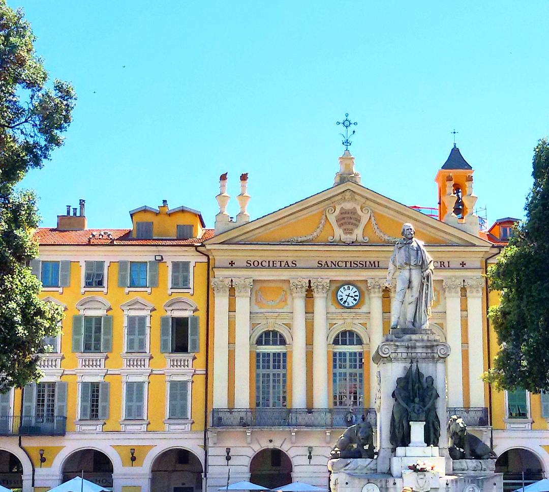 ToursofNice's tweet photo. Beautiful Squares in Nice: Place Garibaldi #Nice06 #NiceMoments #Place #Garibaldi #Yellow #trompeloeil #love https://t.co/7m2t1Dfue2
