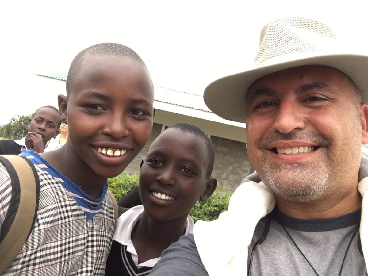 MICHAELaCACCAMO's tweet photo. Received warm greeting at WE's Laila Primary school in Ololulunga, Kenya, giving thanks for the support WE has provided with its partners! https://t.co/6usAXr4YDB