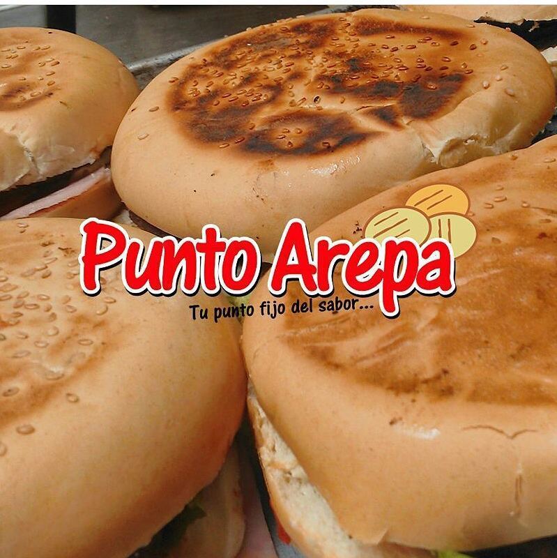 PuntoArepaPF's tweet photo. Y hoy sábado nada mejor que unas ricas hamburguesas, la carne mas deliciosa la encontraras degustando a tu paladar… https://t.co/HI91EOVZuM https://t.co/biHxybK2IF