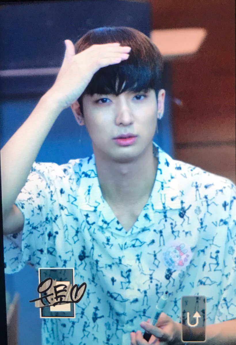 pickufixyou's tweet photo. 0729대구 팬싸 프리뷰 

Please contact your eyes to me 💐

💕always💕

#펜타곤 #PENTAGON #예뻐죽겠네 #YUTO #유토 #PTG @CUBE_PTG @cubeunited https://t.co/5Pp9lZMgsG