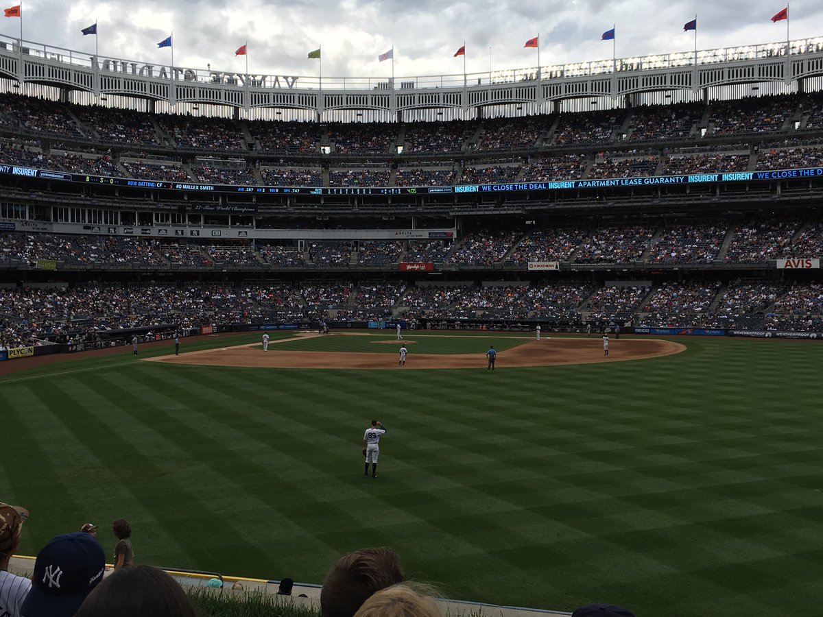 coachnoel67's tweet photo. Checking out the Bronx bombers on the last day off before the 2017 season. #Time2Howl #LI2NYC https://t.co/bDMZLKal88