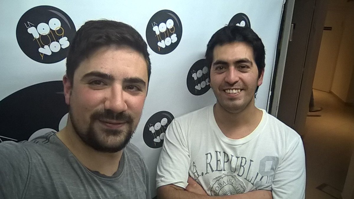 AsisehablaRadio's tweet photo. #Ya está #CochoGatti en el piso de #ASH. Se viene un nuevo segmento, preparate para el #ManoAManoASH. https://t.co/seRFuBLmTP