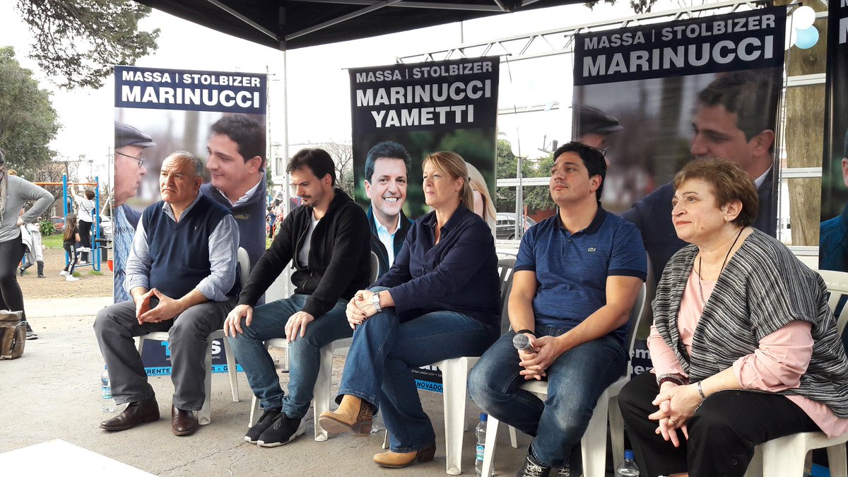 LautaroAragon's tweet photo. En #Moron con @Stolbizer @1PaisUnido con representantes que escuchan a los jóvenes https://t.co/od0VAYRZ7q