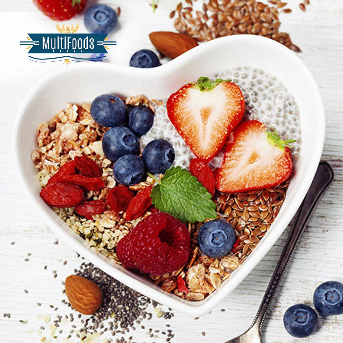 MultifoodsRD's tweet photo. En esta semana de la Granola Artesanal Multifoods no hay nada más sabroso que un:  SMOOTHIE BOWL + CHIA + GRANOLA + LINAZA https://t.co/7pTod4dQig
