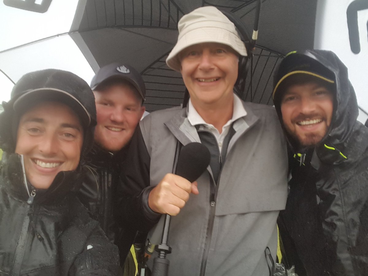 Daimac272's tweet photo. @KenBrownGolf Thanks for the photo yesterday @KenBrownGolf cheered the greenstaff up. Hope your enjoying the course despite the weather #BackTees #Wimps π https://t.co/HQ041sen0W