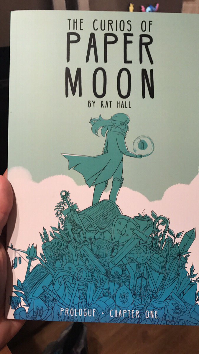 x__Jessika's tweet photo. Bought some graphic novels today at @MCMComicCon 😊 #GiantDays #SamuraiChef #Papermoon some incredible indie artists there! #ComicCon https://t.co/cpYFh5YWMo