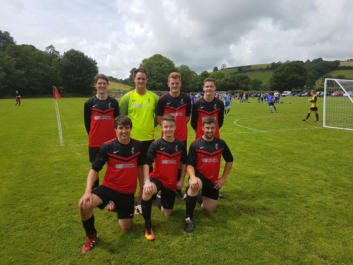 Llanboidyfc's tweet photo. #ACMlanDe #StrokeTitty #50ShadesofOShea @Llanboidyfc #boidy6aside https://t.co/jlENdAM8Pj