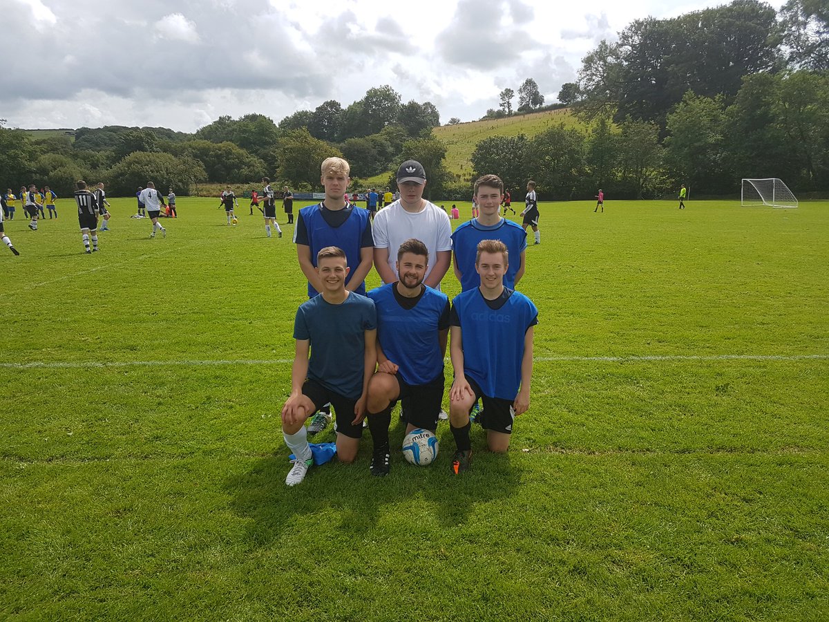 Llanboidyfc's tweet photo. And last but not least #LogsFC & #CrystalPhallus #boidy6aside https://t.co/d1vjp4OMSs