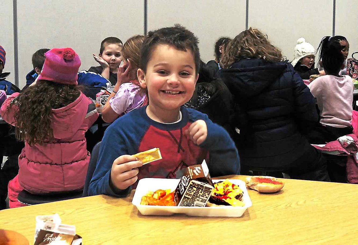 OaklandSchools's tweet photo. Oakland County school officials support federal effort to end 'lunch shaming' https://t.co/laOZ1w24qk https://t.co/sXdf0MBqY9