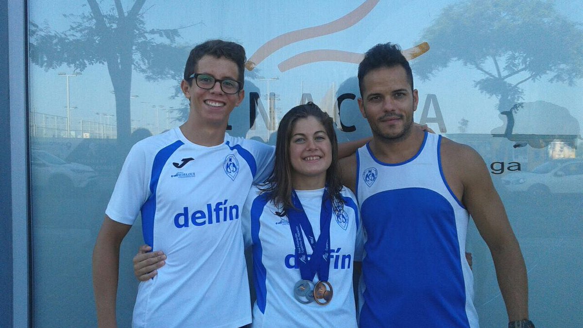 rcndelfin's tweet photo. 📢Medalla de Bronce para Lucia Sánchez Checa en el 200 Lib.
⏱2,07,39️ 🔝💪 CTO. DE ESPAÑA INFANTIL🇪🇸🏆 Enhorabuena👏👏#RCND🐬 #MALAGA2017🏊 https://t.co/lNnCL1iVUe