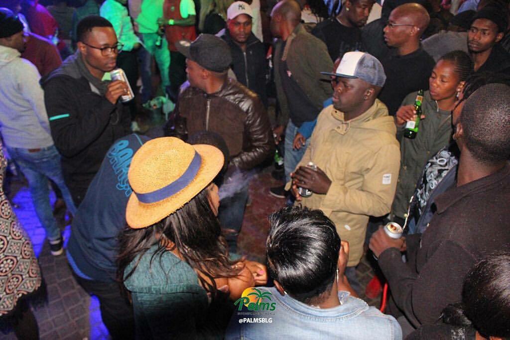 PalmsBLG's tweet photo. #HouseOnDeep
#EkasiLifeStyle
#EkasiExperience
#PalmsExperience https://t.co/Z2lVbOwEQC