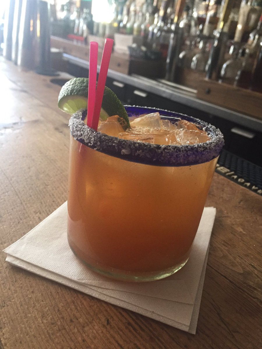 Lobobrooklyn's tweet photo. Where did our summer weather go? Oh well, there's always a ray of sunshine in these glasses. Cheers! https://t.co/Td3GwxDYWf