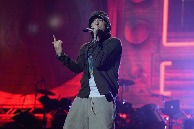 XXL's tweet photo. Shady is cooking up. Here's the scoop https://t.co/dsXZgZqPh3 https://t.co/N6pV3WbhH5