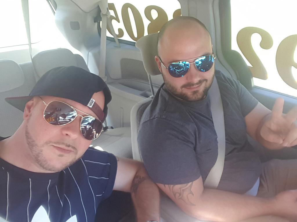ziegee_official's tweet photo. Monticello we r coming! 💪😎💲💿🎥🎬
#musician #guys #tattoo #maniacs https://t.co/r4dFcfP7Us
