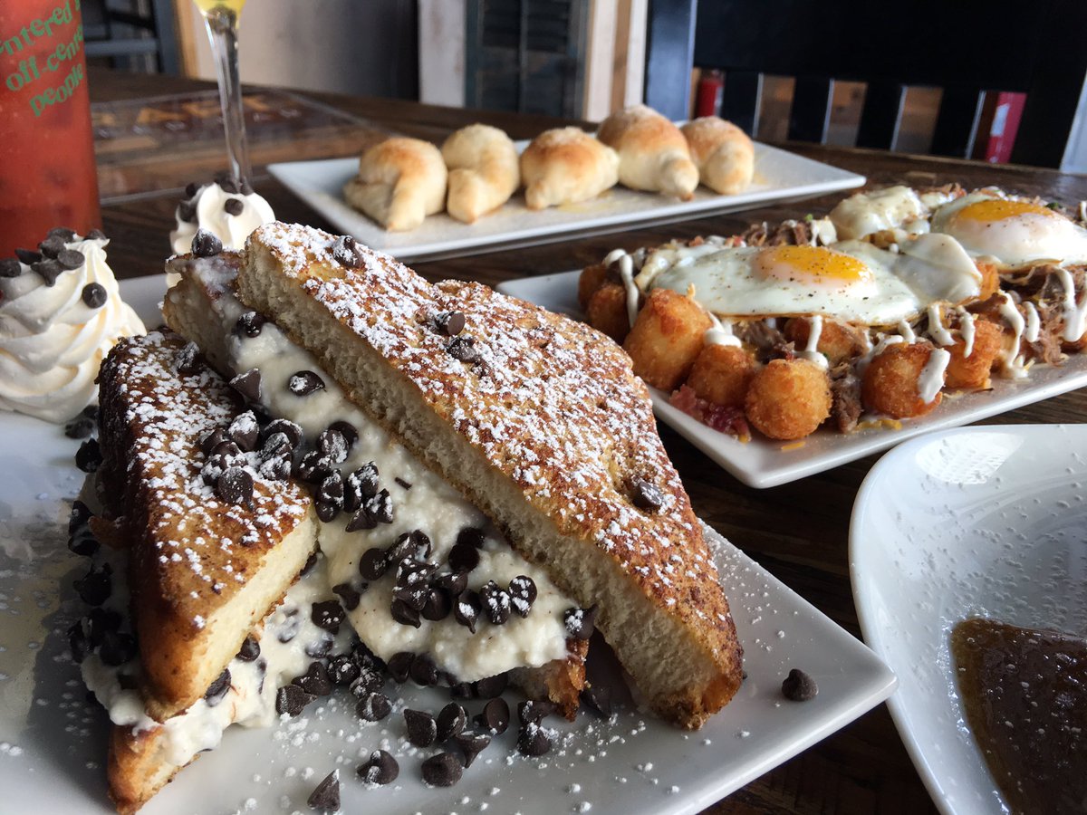 Wingcraft_AC's tweet photo. Mimosas, Bloody Mary's, Chocolate Chip Cannoli Stuffed French Toast....what else could you ask for in a brunch? Sunday 11-3pm https://t.co/oEiJPPrqIC