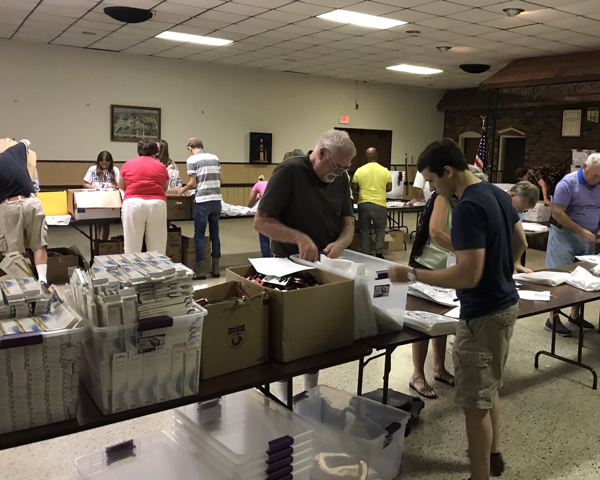 KevinSami's tweet photo. Our amazing community members preparing free school supply kits for the Stuart Pyramid Resource Fair on August 10th! Thank you so much! https://t.co/BiOo1W2MHo