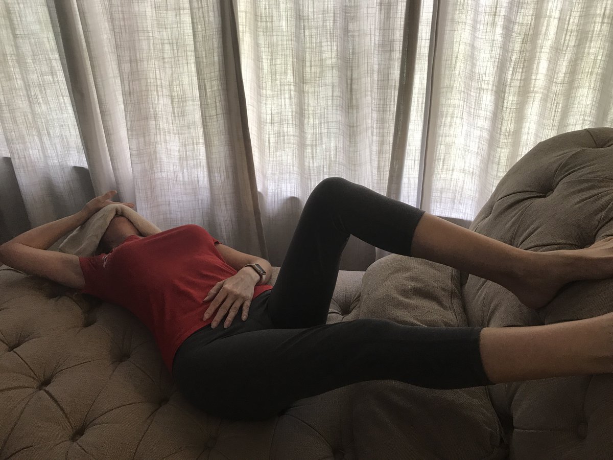 cmbrookins's tweet photo. I narrowly escaped loss of consciousness 1:26pm. Special thanks to: chaise lounge &amp; wet towel #DramaticReenactment #MyDogSaga 5/13 https://t.co/XIHpVD4lvc