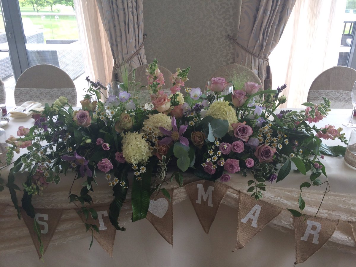 nottmshirewedd's tweet image. Congratulations to @Giddens25 &amp;amp; Kerry celebrating their #weddingreception @thenottmshire today! Beautiful day for a great couple!