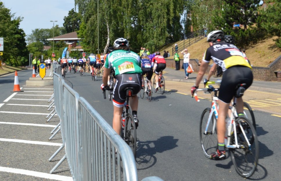 sryhilsradio's tweet photo. We are excited to announce we will be broadcasting LIVE from the #PrudentialRideLondon route tomorrow from 8am until 2pm @RideLondon https://t.co/g19jSsoWMv