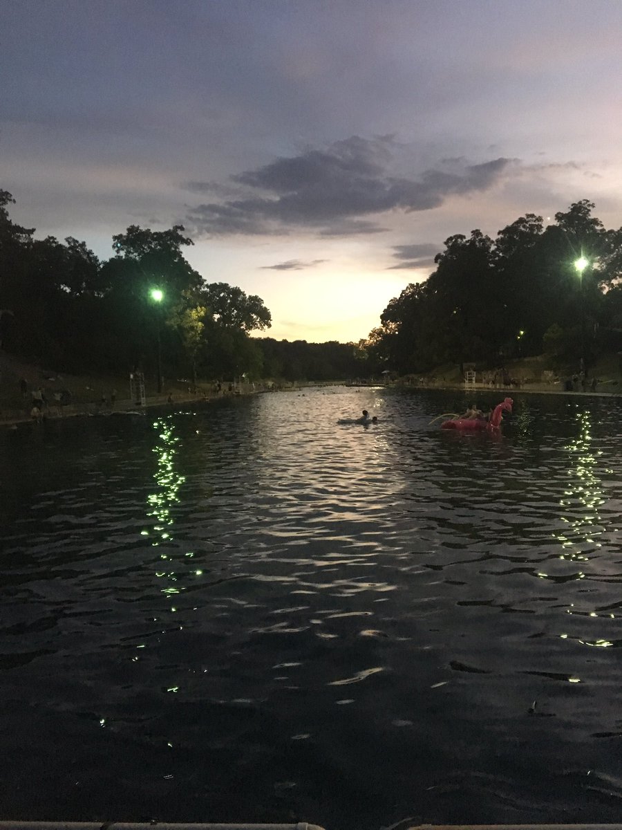 EricCovey's tweet image. AMAZING way to end #LocalProgress17 - swimming &amp;amp; watching sunset at Barton Springs w/ fellow Councilors &amp;amp; #AustinTX tour guide @GregCasar