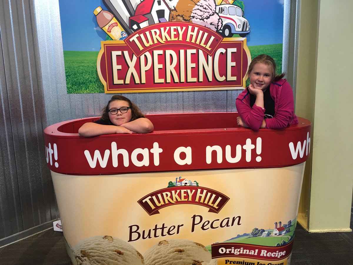 realjashleyj's tweet photo. @TurkeyHillDairy @TurkeyHillExp rocks. https://t.co/mH994HHINo