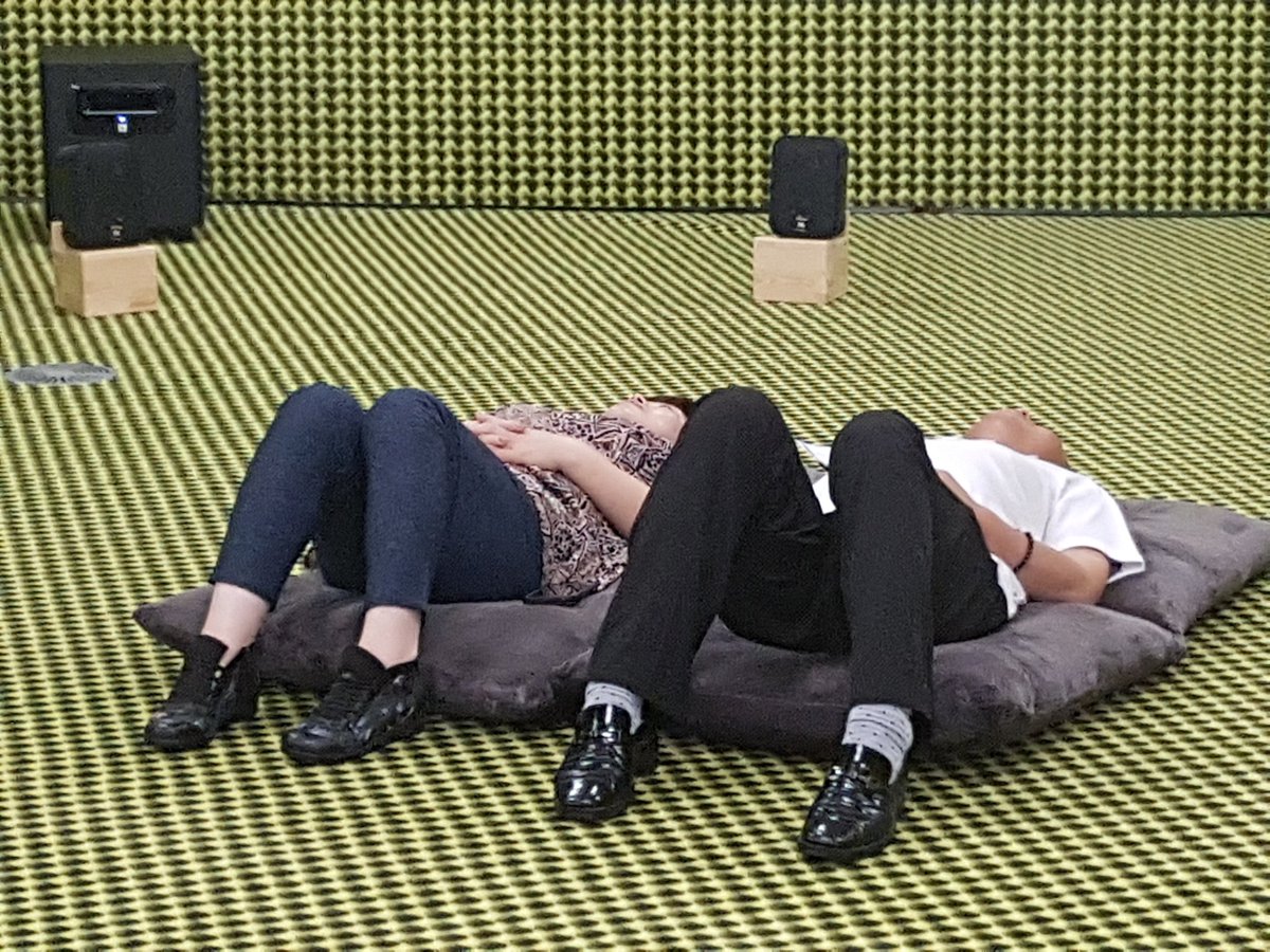 sbang5's tweet photo. 어디로 휴가를 떠나야 하나?  이곳보다 시원하고 편안한 쉼터가 없다~^^국립아시아문화전당에서 https://t.co/wZvd1XCq9b