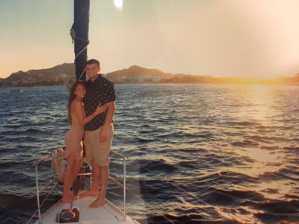 rice_rice24's tweet photo. Last day in Cabo with my beautiful girlfriend, definitely will have to make another trip after college😍⛵️ https://t.co/AdiQcUM9Ib