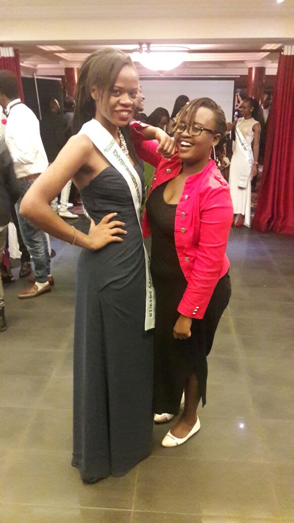 sherrieonyango's tweet photo. Friends and family's support is the best.
Thanks y'all for the support at the #MissEnvironment2017 https://t.co/M391jzlgYt
