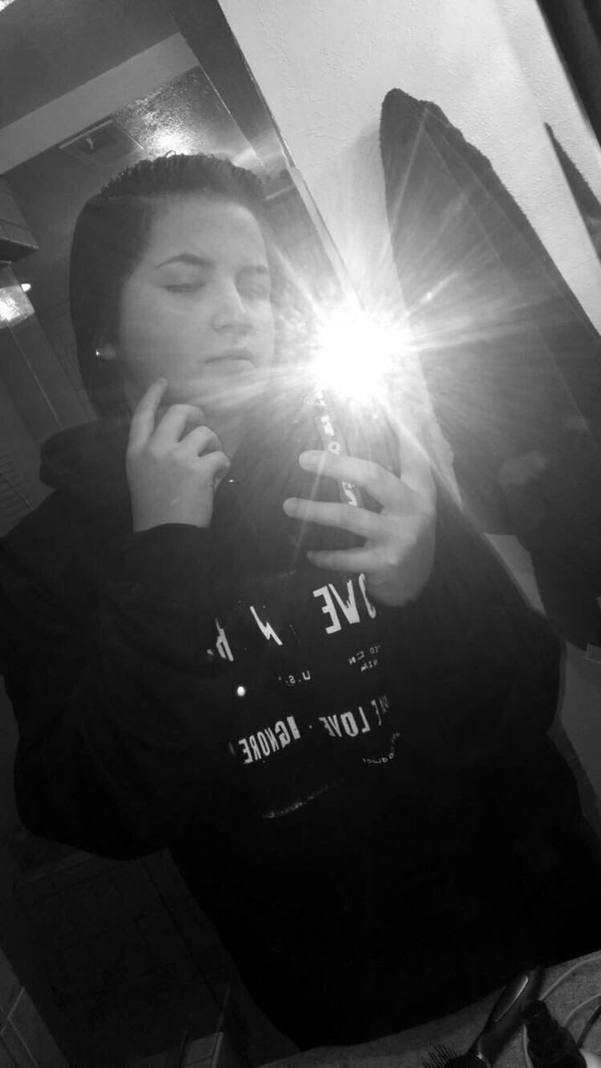 PinaSally's tweet photo. #gotgay #bothwaysgays #gaydaze https://t.co/YVYvvmHqdG