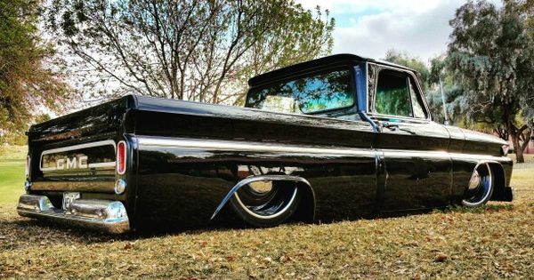 c10_stuff's tweet photo. Just Pinned to C10's: #C10 #Chevy #GMC #trucks #GMC1000 #porterbuilt #AccuAir #eLevel #AirSuspension #c10club #bagโฆ https://t.co/HiXkQE202r https://t.co/yJYIvbHKMG
