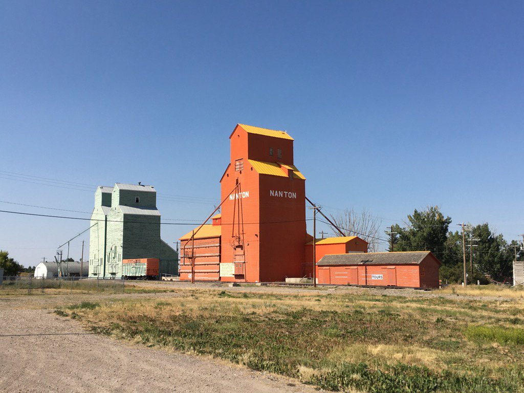 LeoDoyle1's tweet photo. Seeing some #authenticAlberta at the Nanton, AB grain elevators. #canada150 tour. #Summer2017 https://t.co/5KVLjNIsIj