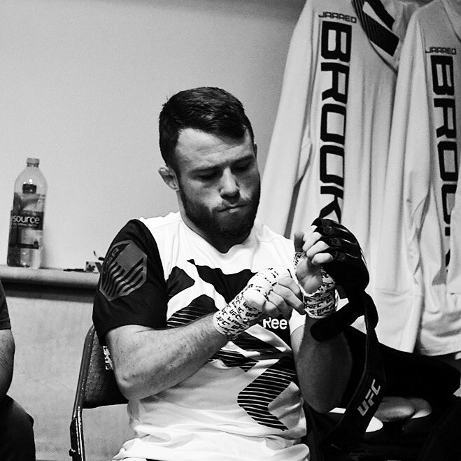 danawhite's tweet photo. Shelton vs Brooks up next on @UFCFightPass #UFC214 https://t.co/WMgAJhksYw