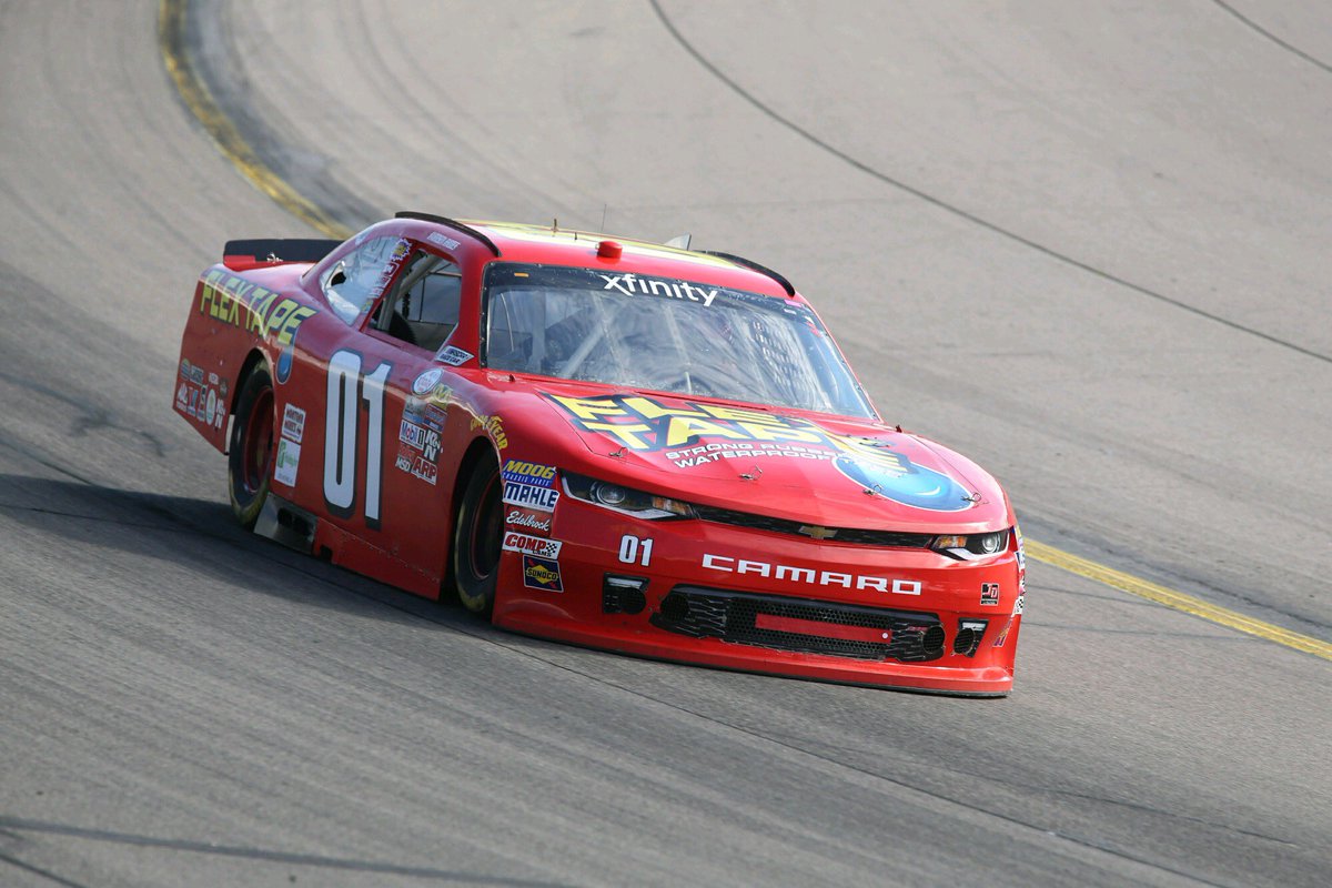 HarrisonRhodes's tweet photo. Heck yea P15 today @iowaspeedway! Awesome job by my team, we fought hard all day and it paid off! Thank you #FlexTape! https://t.co/NjgwSfkZci